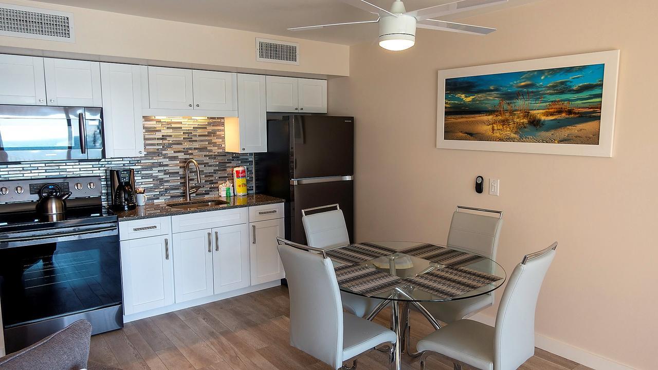 Gulf And Beach View Apartment 403 ลองโบทคีย์ ภายนอก รูปภาพ